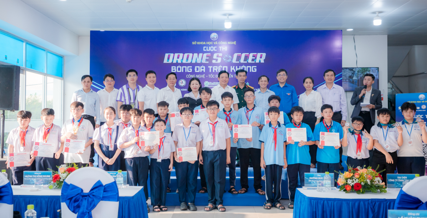 Bế mạc cuộc thi Drone Soccer Tây Ninh 2026 Khu vực 2