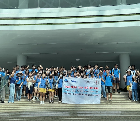 Buổi trải nghiệm Công Nghệ và DroneSoccer của học sinh Trường Quốc Tế Việt Nam - Phần Lan với HDFPV